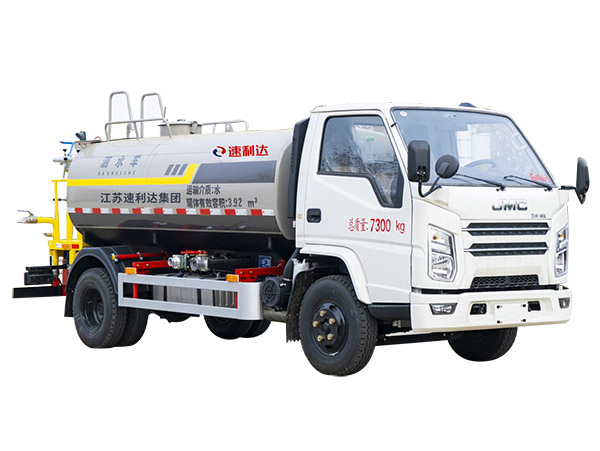 泰州順達灑水車